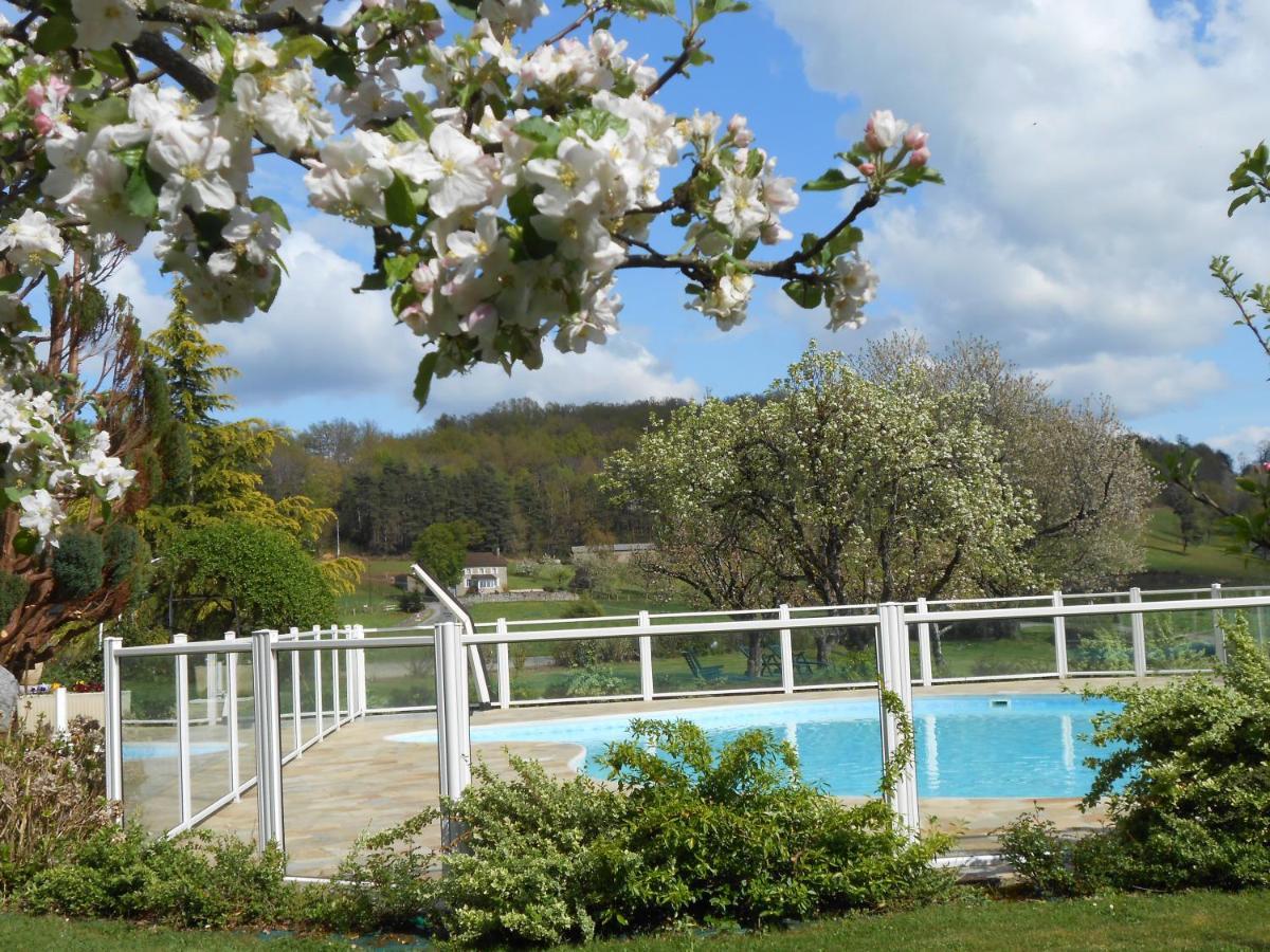 Les Maisons De Concasty Boisset  Exterior photo